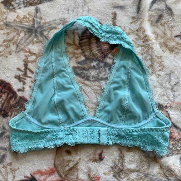 2 XS Bralettes - Picture 4 of 7